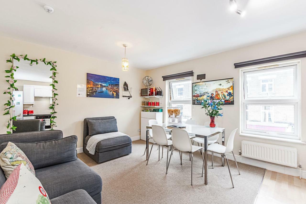 Greyhound Road Rooms Londres Extérieur photo